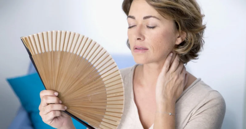 Menopausa precoce? Sintomas, causas e tratamento